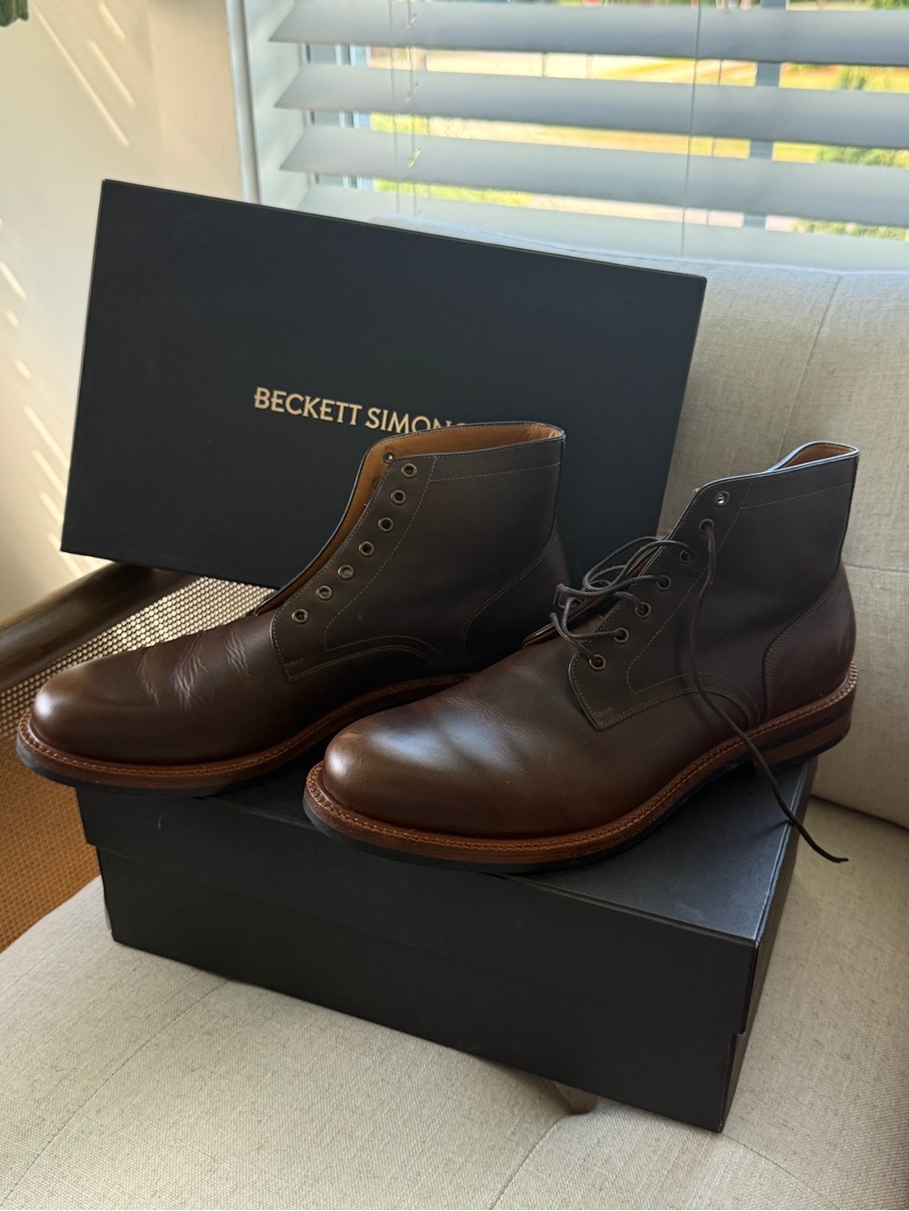 Beckett Simonon Dark Brown Leather Chukka Boots